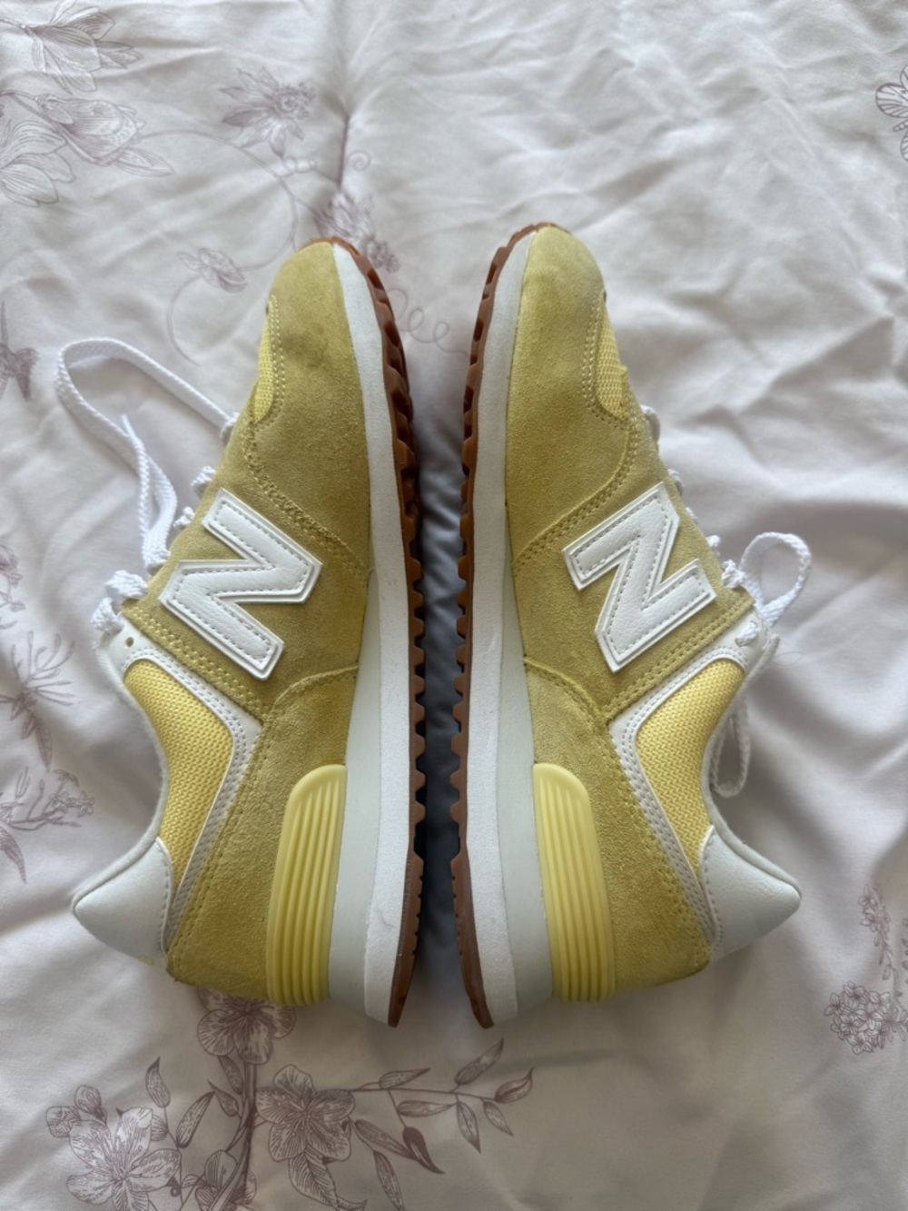 New Balance | 574 Lemon Yellow Haze women’s sneakers - 8.5 - Picture 2 of 7